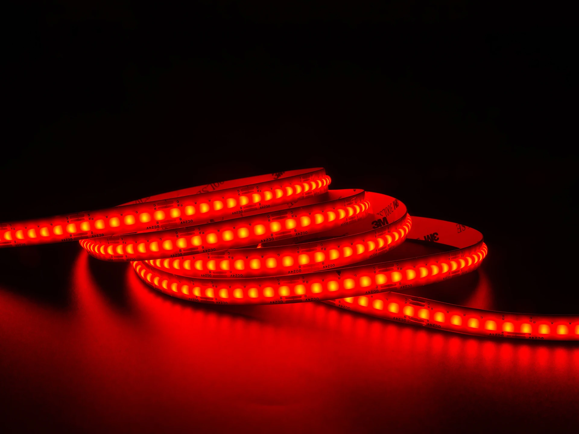 ST203 Series, 576LED/M, 9W/M, IRGB, 62.5mm CUT, IP65, LED Strip Light
