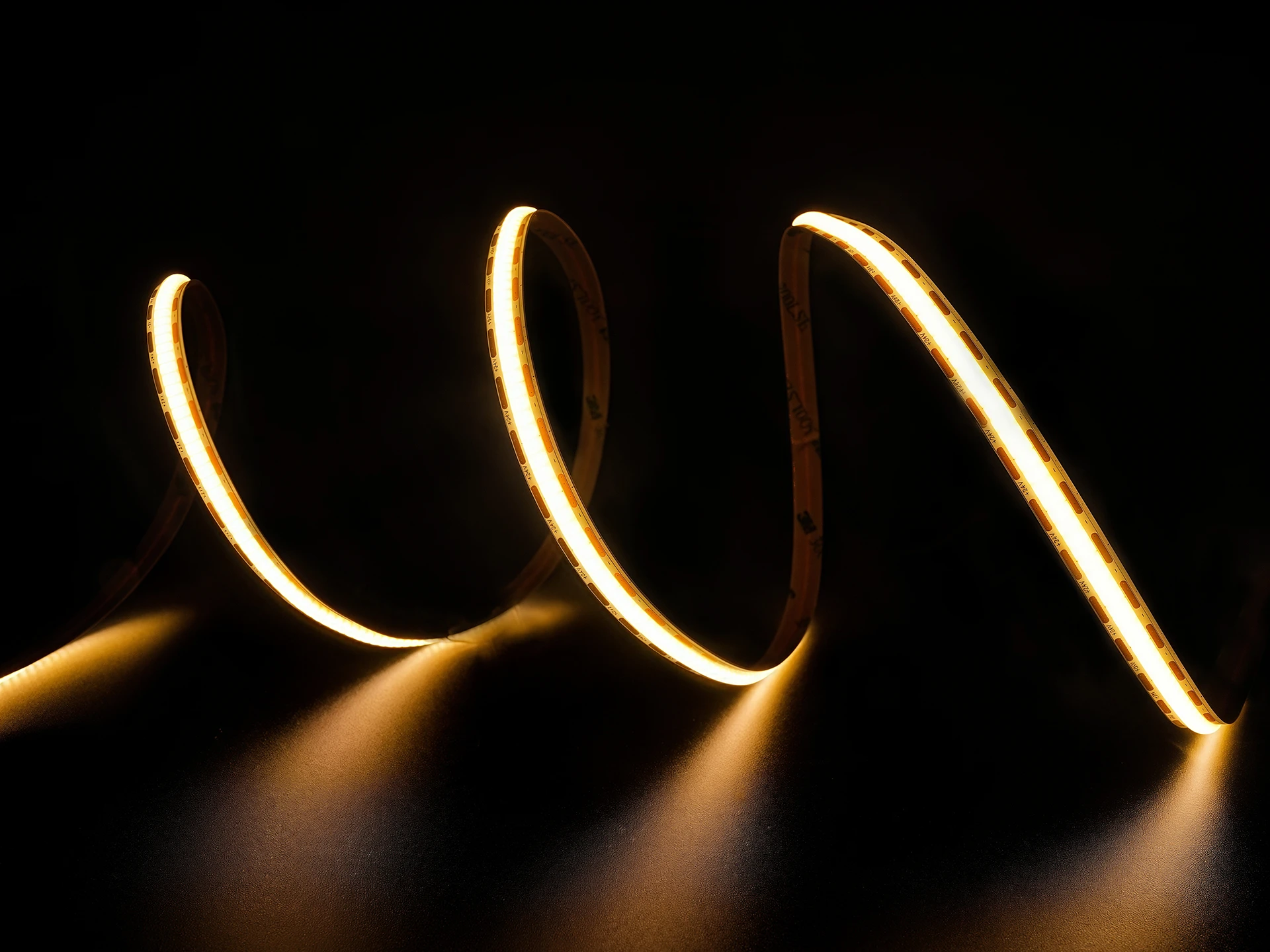 ST205 Series, 400LED/M, 8W/M, 1CCT, 10mm CUT, IP20, Single Color LED Strip Light