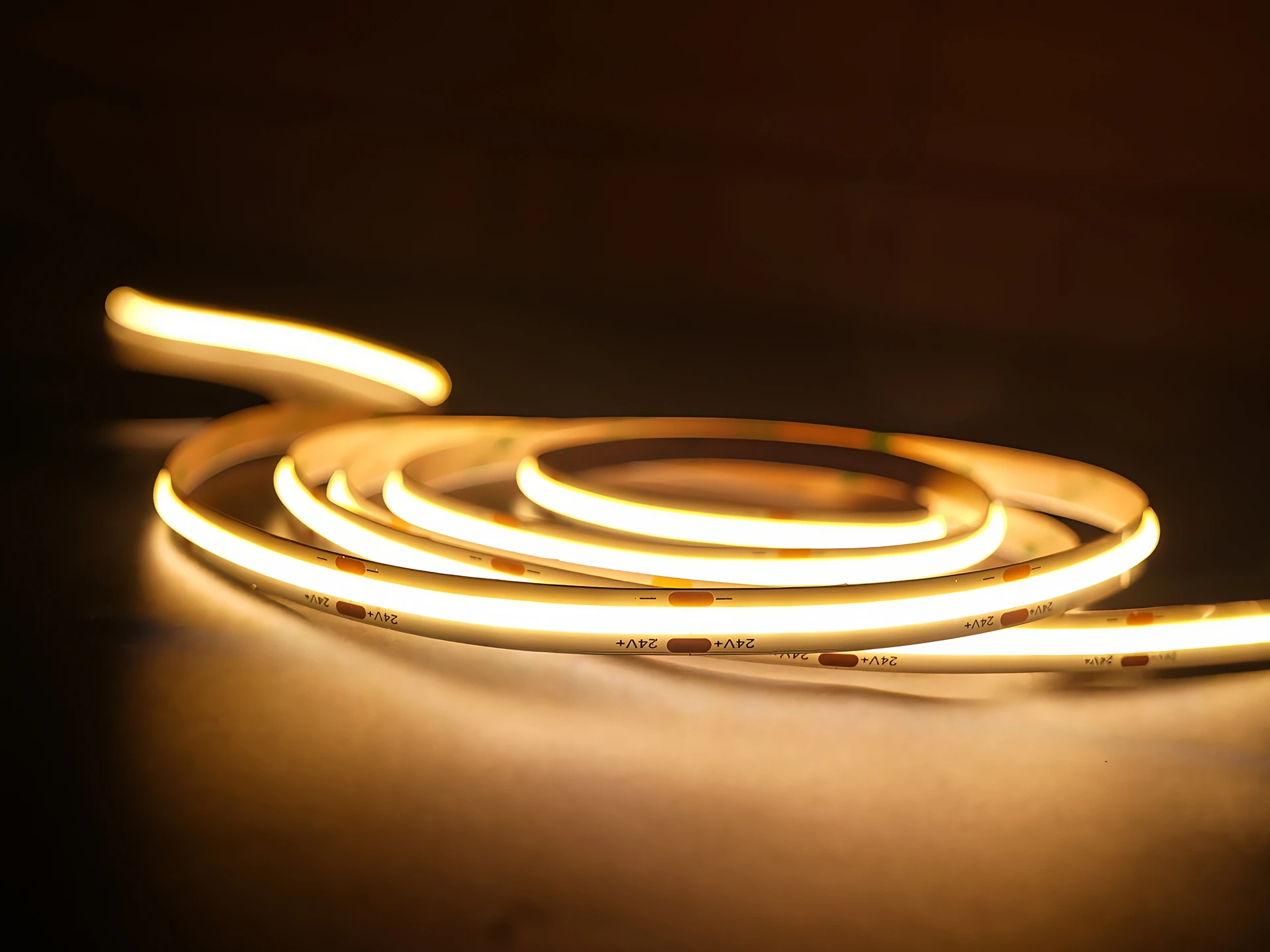 ST218 Series, 288LED/M, 5-15W/M, 1CCT, 27.77mm CUT, IP20, DOB LED Strip Light